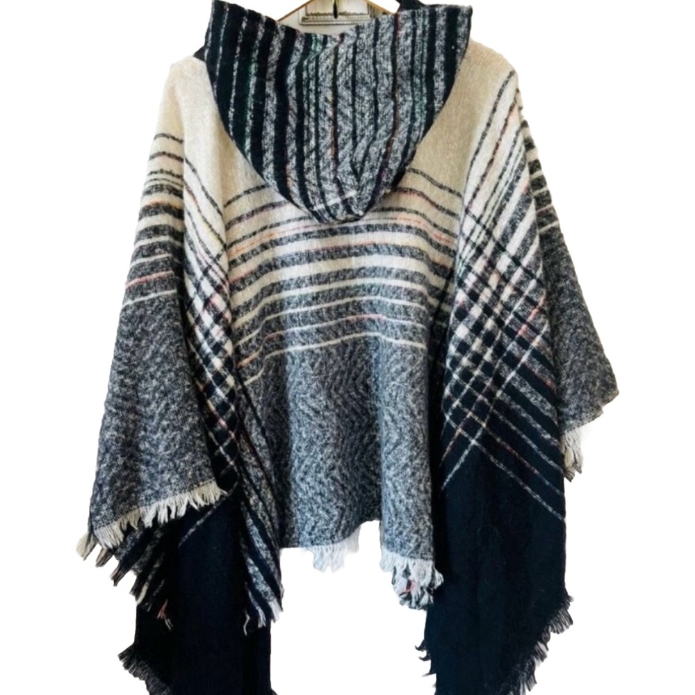 Marc New York Herringbone tweed fringe hooded poncho one size Andrew Mar…
